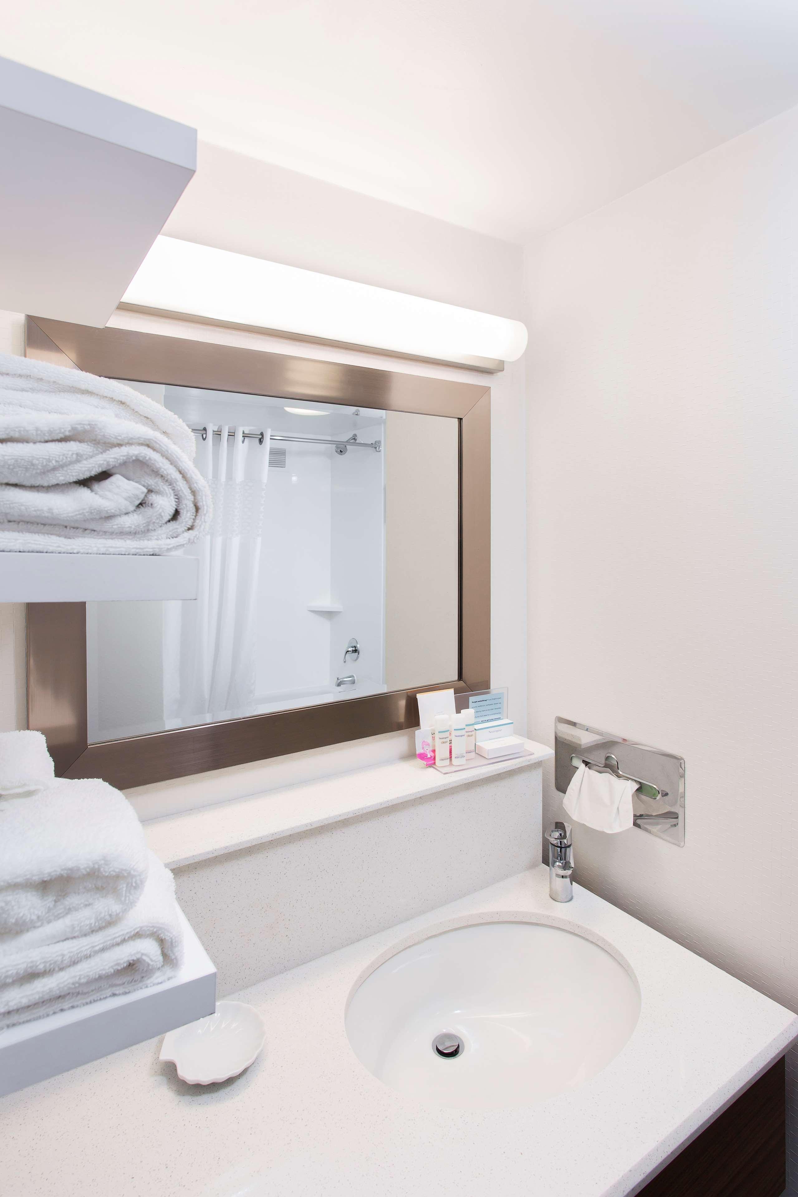 Hampton Inn Troy Kültér fotó