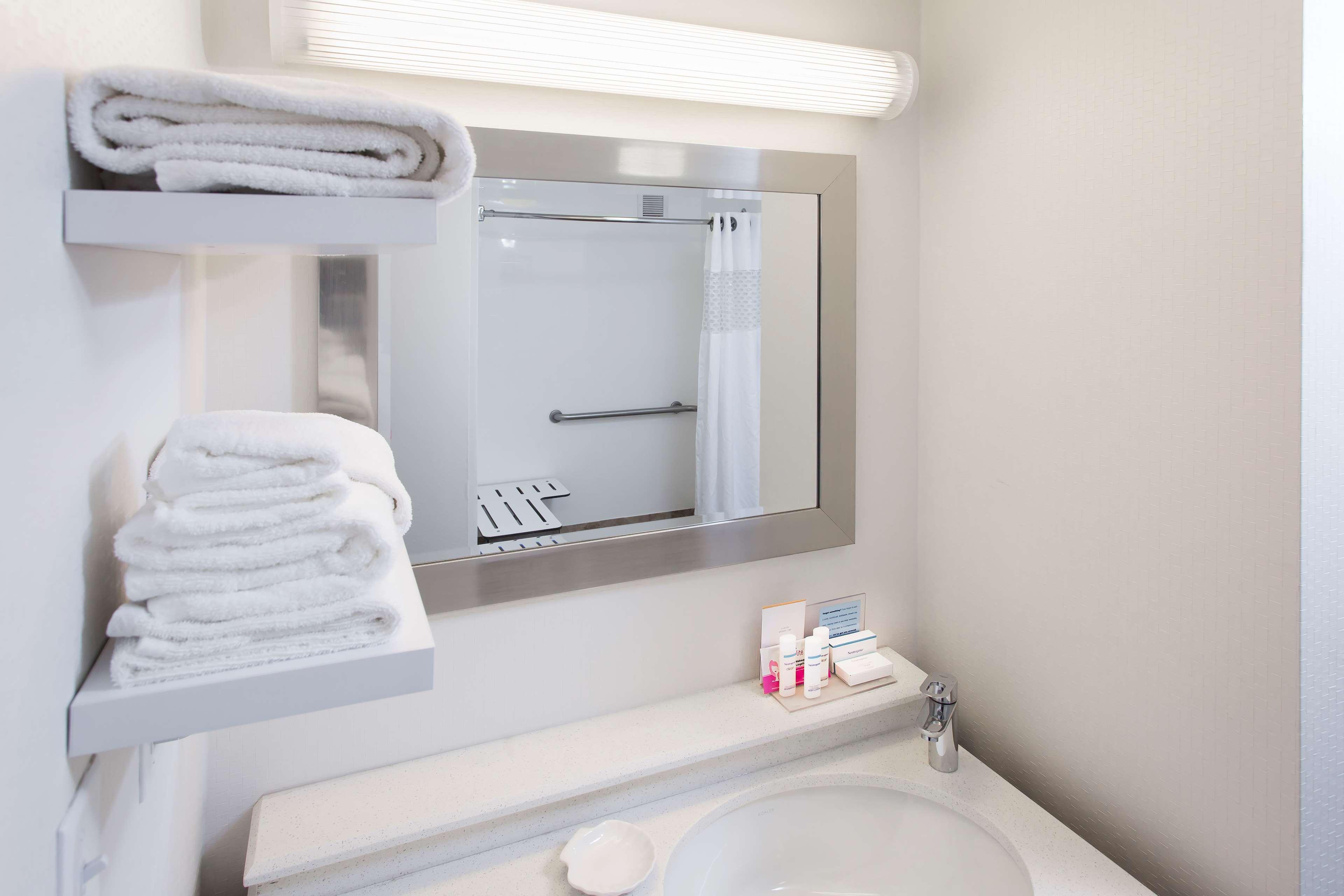 Hampton Inn Troy Kültér fotó